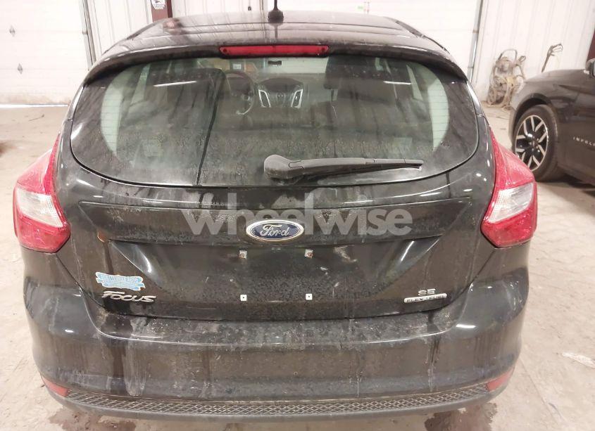 Photo 16 of 2014 Ford Focus SE (VIN 1FADP3K26EL337345)