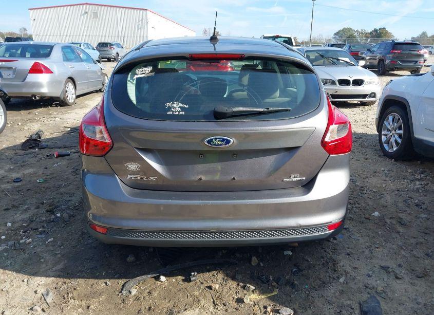Photo 17 of 2014 Ford Focus SE (VIN 1FADP3K26EL387033)