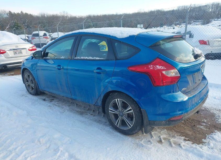 Photo 3 of 2014 Ford Focus SE (VIN 1FADP3K26EL391079)