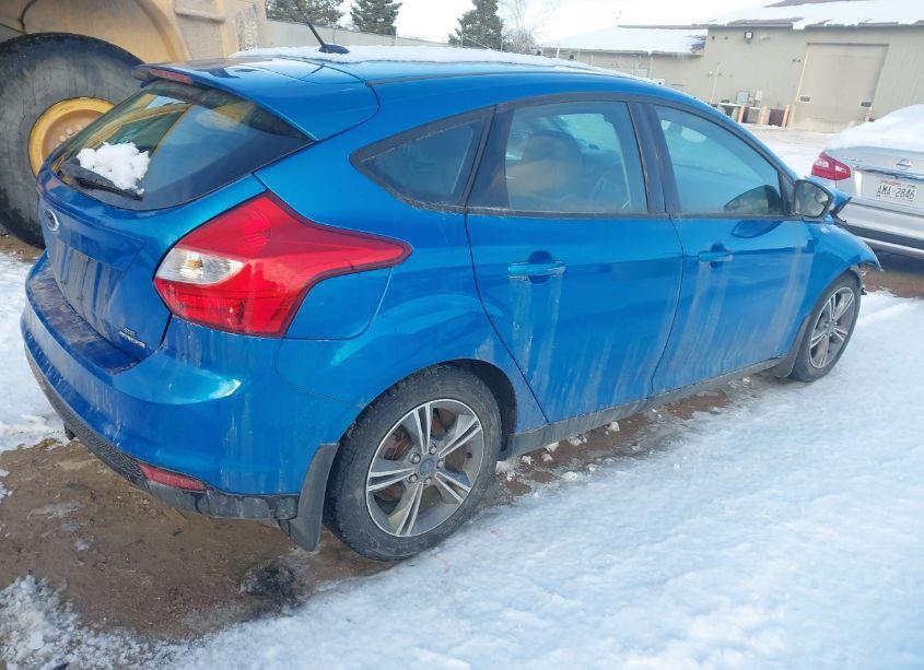 Photo 4 of 2014 Ford Focus SE (VIN 1FADP3K26EL391079)