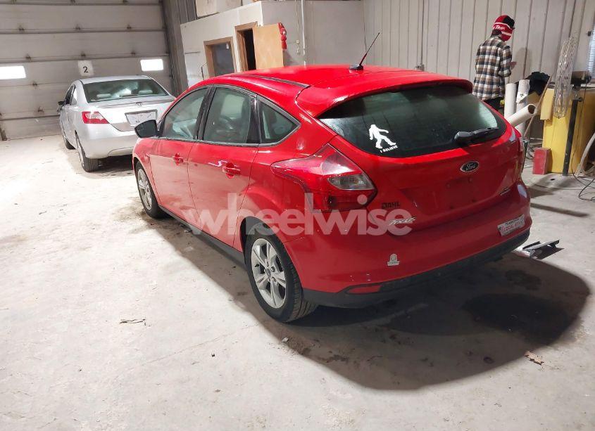 Photo 3 of 2014 Ford Focus SE (VIN 1FADP3K26EL392992)