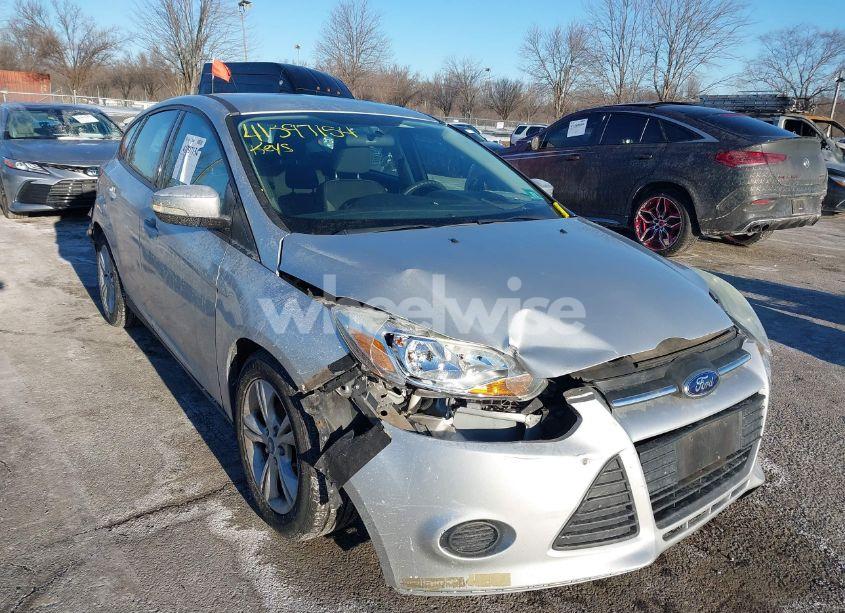 Photo 6 of 2014 Ford Focus SE (VIN 1FADP3K26EL401898)