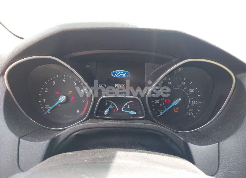 Photo 7 of 2015 Ford Focus SE (VIN 1FADP3K26FL268433)