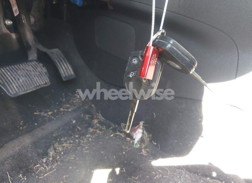 Photo 11 of 2015 Ford Focus SE (VIN 1FADP3K26FL288942)