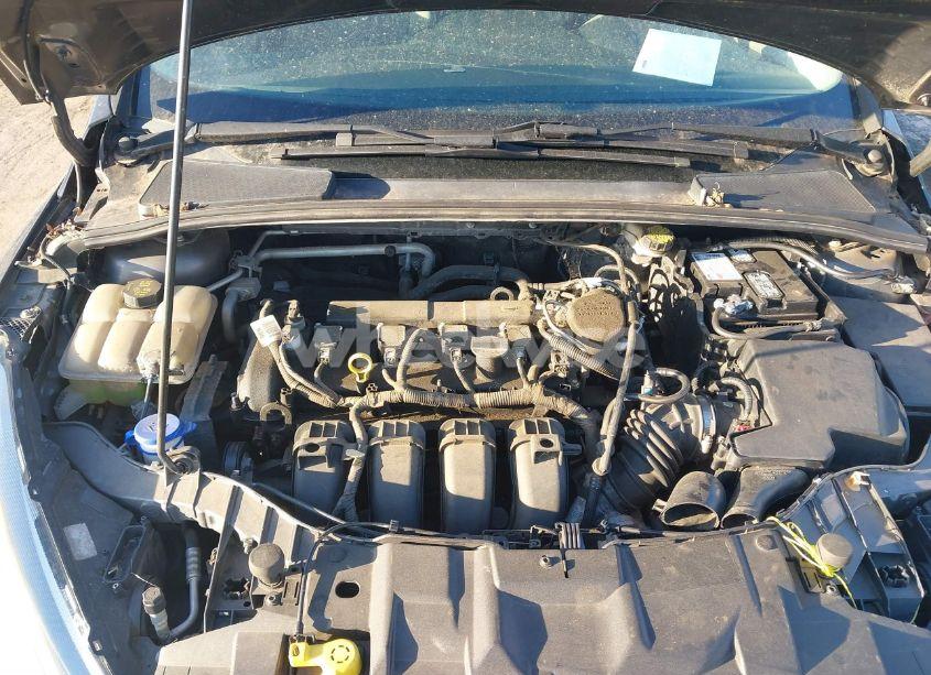 Photo 10 of 2015 Ford Focus SE (VIN 1FADP3K26FL317419)