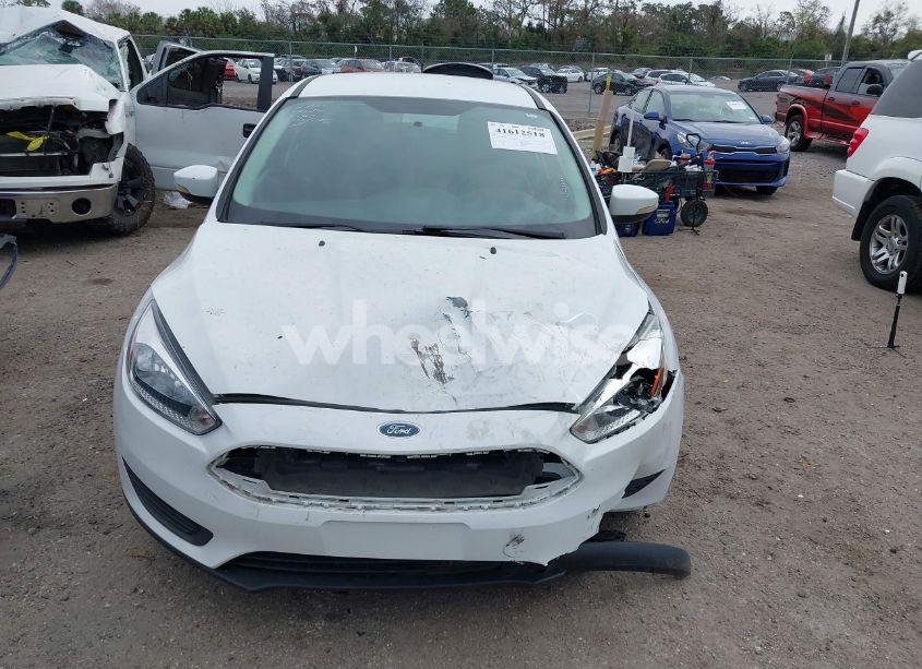 Photo 12 of 2015 Ford Focus SE (VIN 1FADP3K26FL328517)