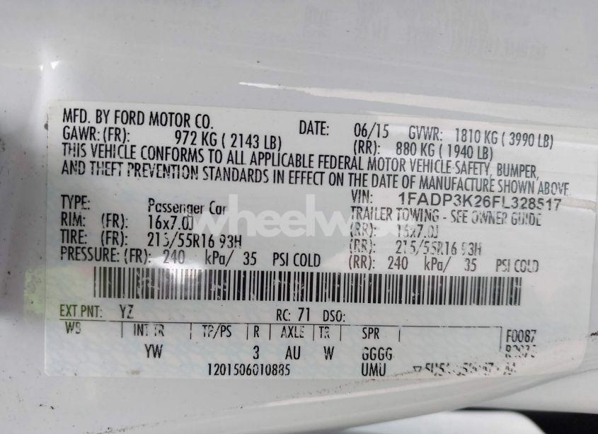 Photo 9 of 2015 Ford Focus SE (VIN 1FADP3K26FL328517)