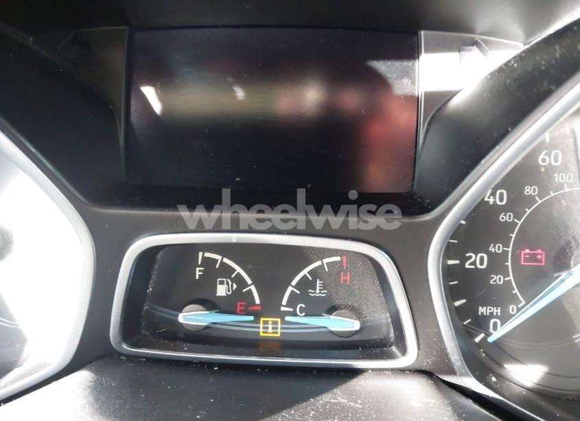 Photo 7 of 2015 Ford Focus SE (VIN 1FADP3K26FL354051)