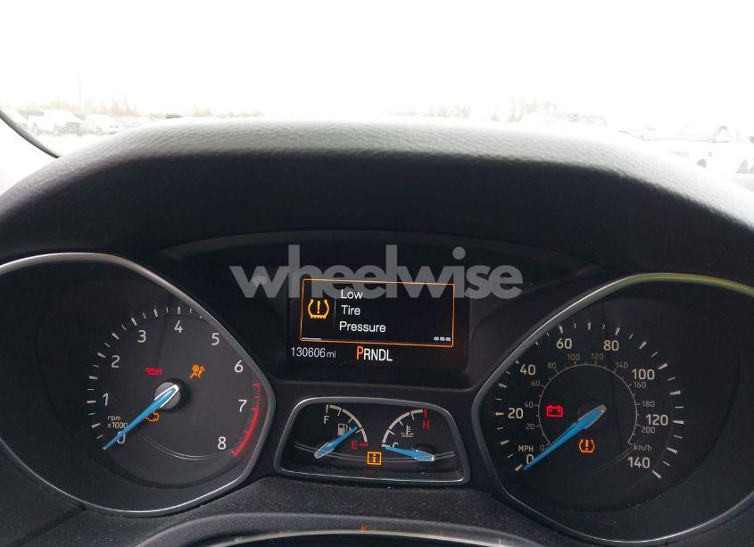 Photo 7 of 2015 Ford Focus SE (VIN 1FADP3K26FL373411)