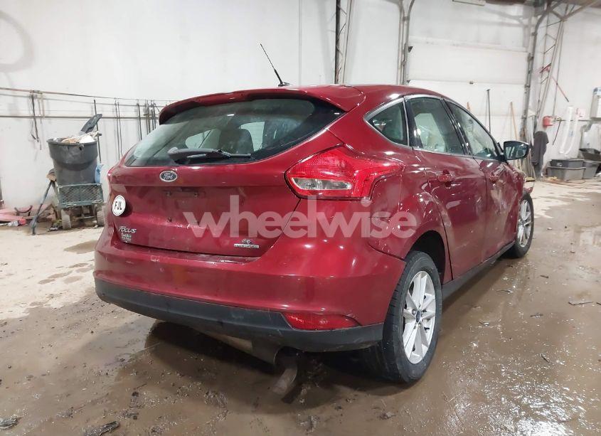 Photo 4 of 2016 Ford Focus SE (VIN 1FADP3K26GL220335)