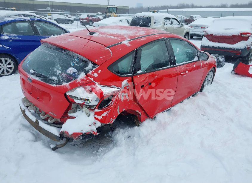 Photo 4 of 2016 Ford Focus SE (VIN 1FADP3K26GL276694)