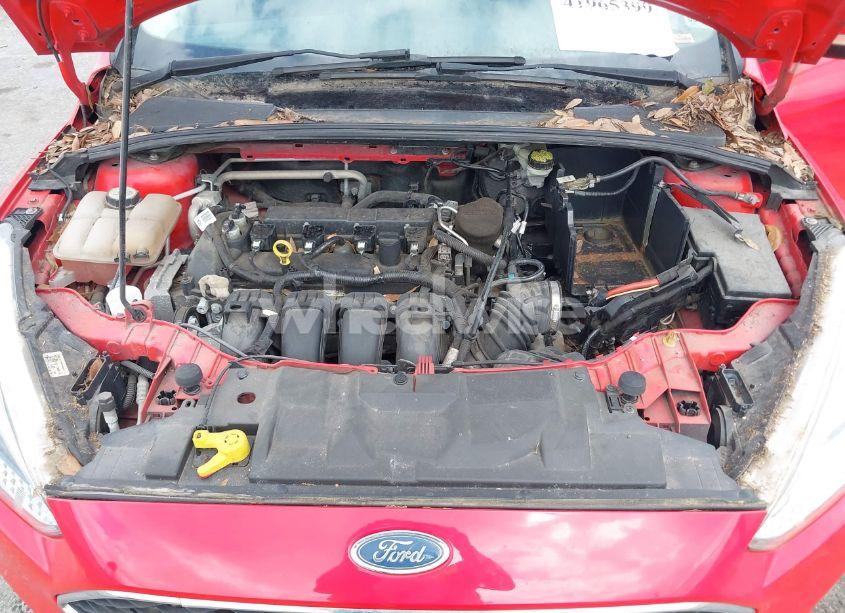 Photo 10 of 2016 Ford Focus SE (VIN 1FADP3K26GL285802)