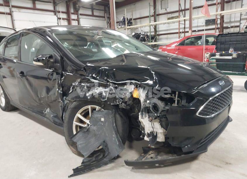 Photo 6 of 2016 Ford Focus SE (VIN 1FADP3K26GL301965)