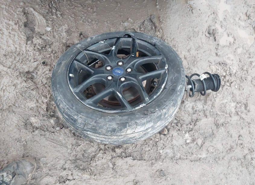 Photo 18 of 2016 Ford Focus SE (VIN 1FADP3K26GL326509)