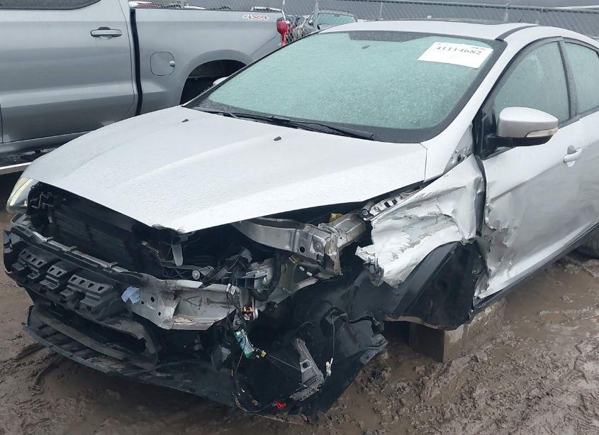 Photo 6 of 2016 Ford Focus SE (VIN 1FADP3K26GL326509)