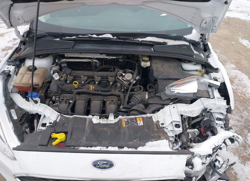 Photo 10 of 2017 Ford Focus SE (VIN 1FADP3K26HL233524)