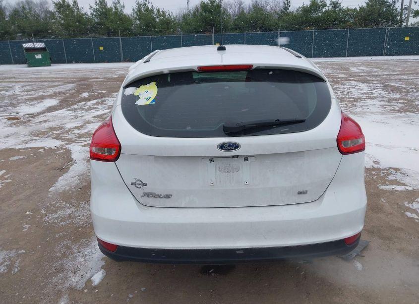 Photo 16 of 2017 Ford Focus SE (VIN 1FADP3K26HL233524)