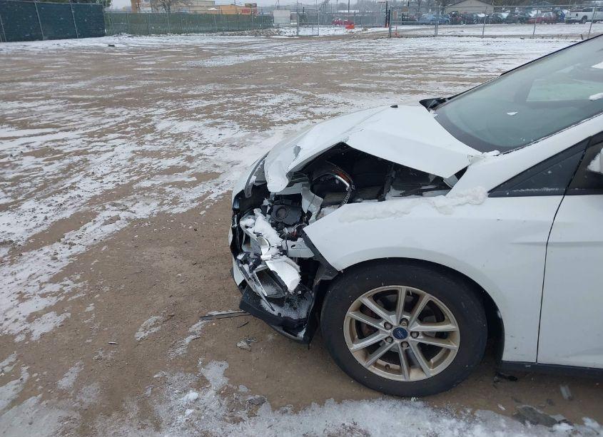 Photo 6 of 2017 Ford Focus SE (VIN 1FADP3K26HL233524)