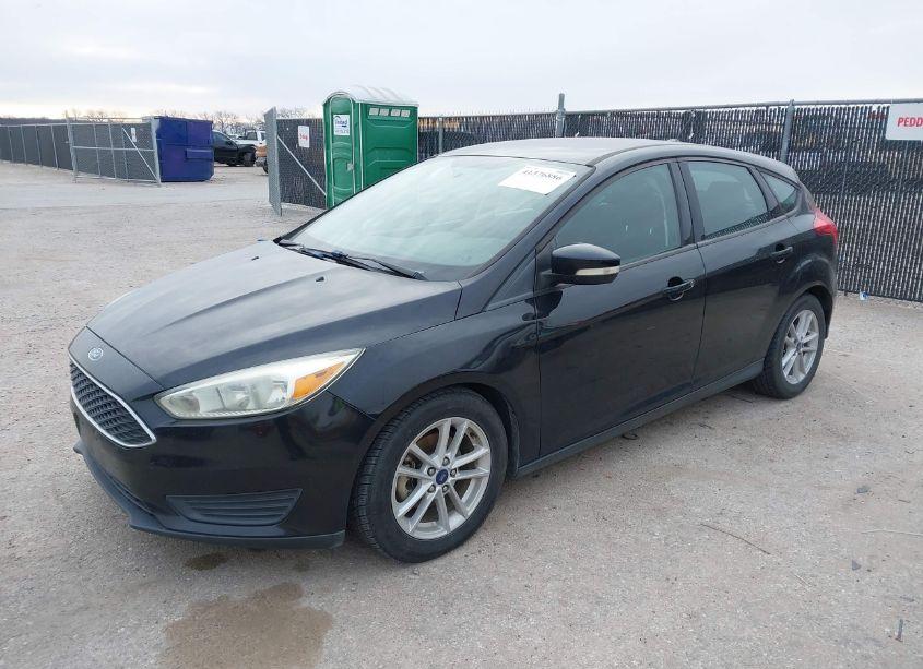 Photo 6 of 2017 Ford Focus SE (VIN 1FADP3K26HL276728)