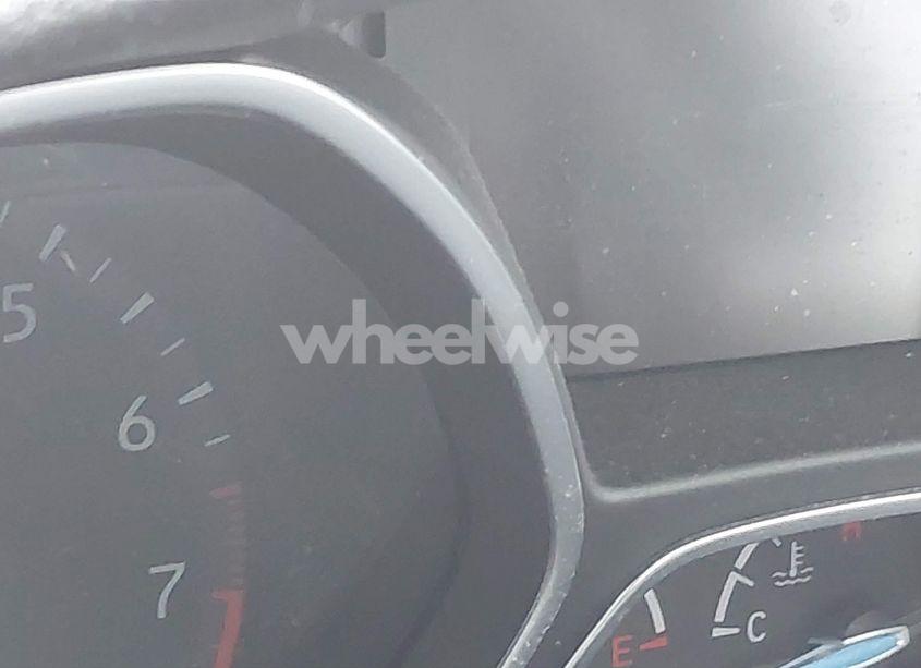 Photo 14 of 2018 Ford Focus SE (VIN 1FADP3K26JL221119)