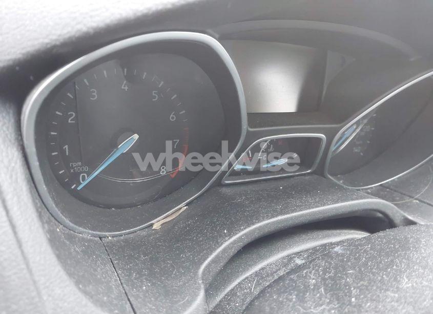 Photo 7 of 2018 Ford Focus SE (VIN 1FADP3K26JL221119)