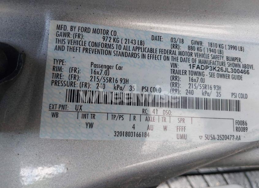 Photo 9 of 2018 Ford Focus SE (VIN 1FADP3K26JL300466)