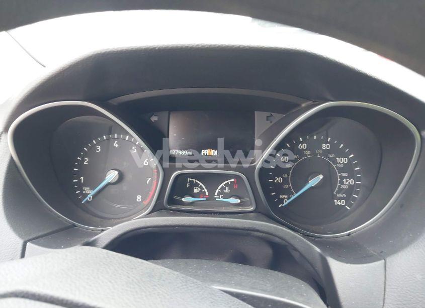 Photo 7 of 2018 Ford Focus SE (VIN 1FADP3K26JL330776)