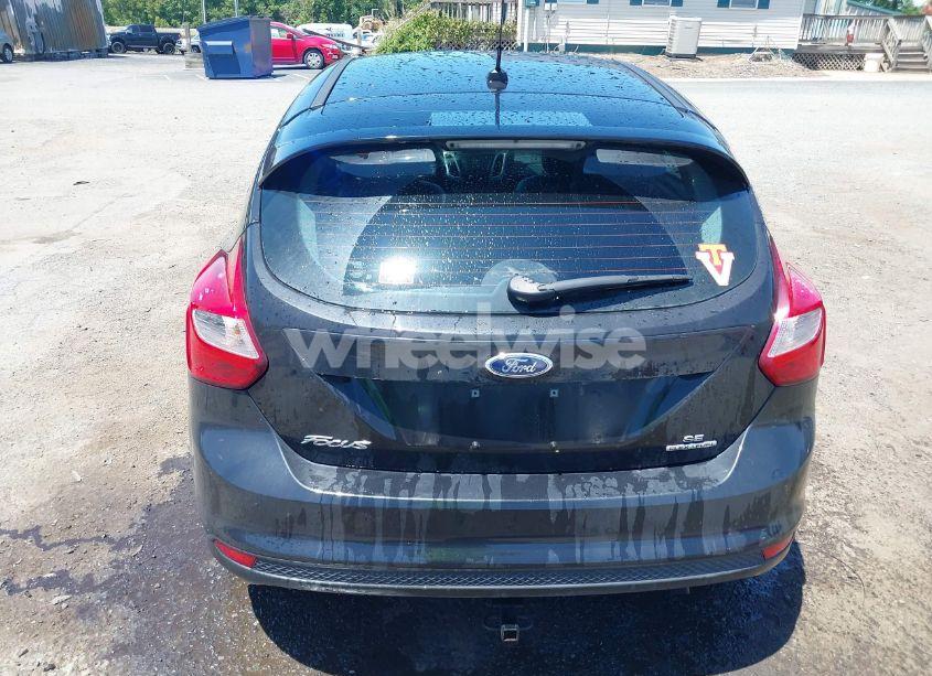 Photo 17 of 2013 Ford Focus SE (VIN 1FADP3K27DL104153)