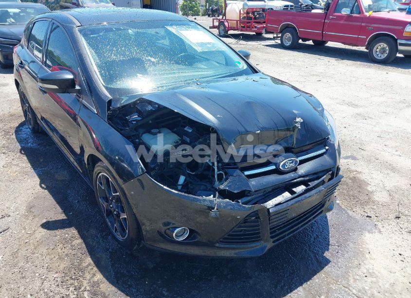 Photo 6 of 2013 Ford Focus SE (VIN 1FADP3K27DL104153)