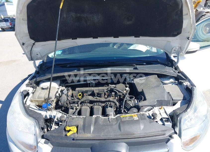 Photo 10 of 2013 Ford Focus SE (VIN 1FADP3K27DL128775)