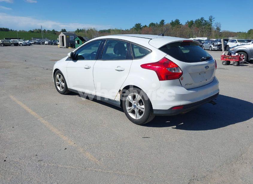 Photo 3 of 2013 Ford Focus SE (VIN 1FADP3K27DL128775)