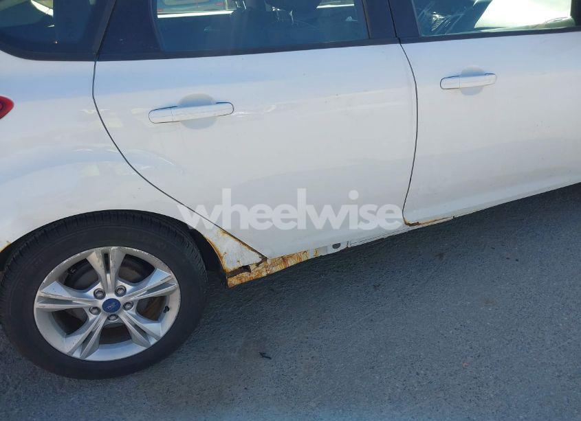 Photo 6 of 2013 Ford Focus SE (VIN 1FADP3K27DL128775)