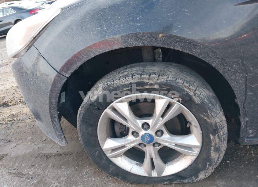 Photo 6 of 2013 Ford Focus SE (VIN 1FADP3K27DL148735)