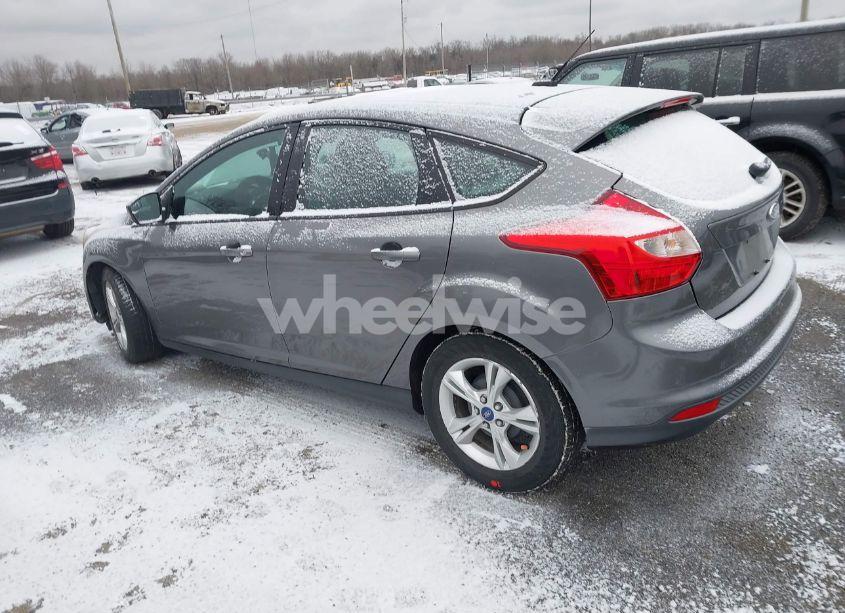 Photo 3 of 2013 Ford Focus SE (VIN 1FADP3K27DL154986)