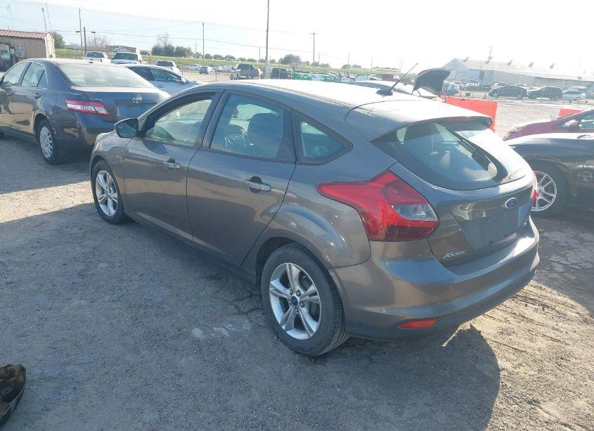 Photo 3 of 2013 Ford Focus SE (VIN 1FADP3K27DL237804)