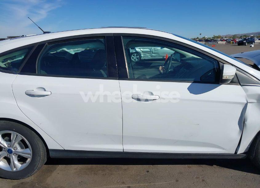 Photo 14 of 2013 Ford Focus SE (VIN 1FADP3K27DL277770)