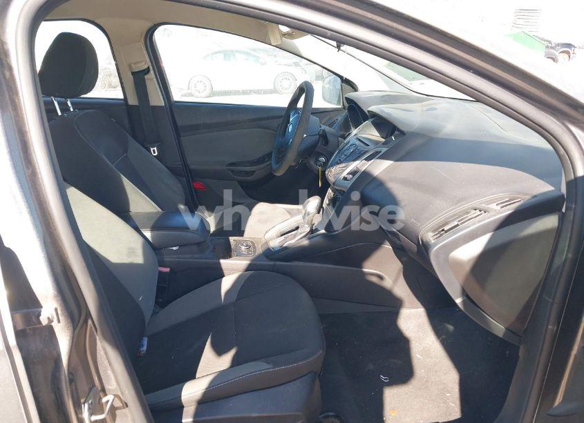 Photo 5 of 2013 Ford Focus SE (VIN 1FADP3K27DL284248)