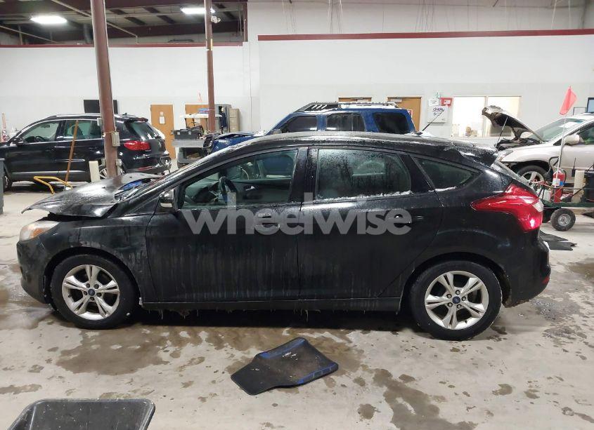 Photo 14 of 2013 Ford Focus SE (VIN 1FADP3K27DL333481)