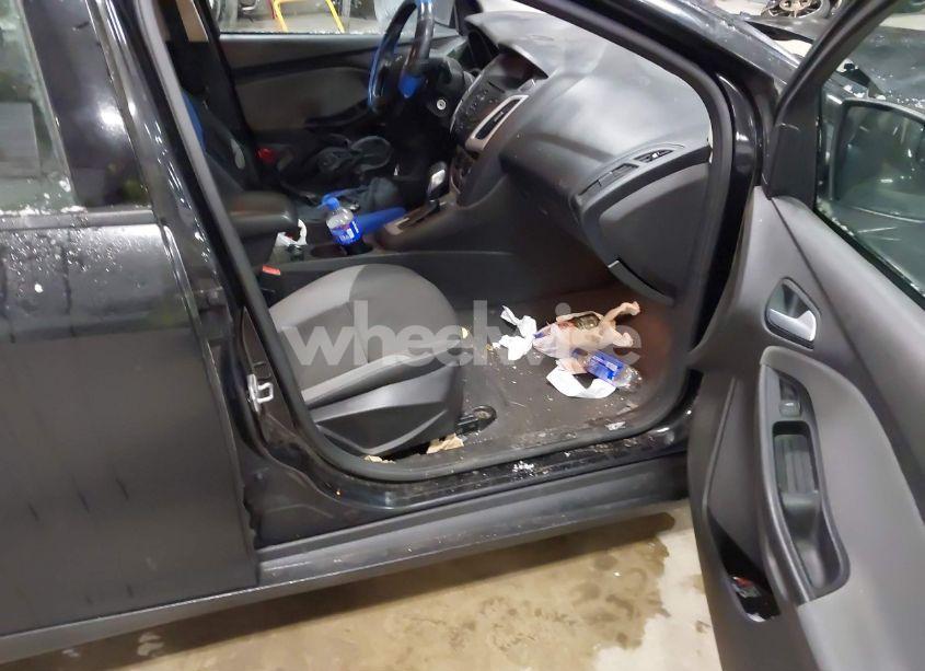 Photo 5 of 2013 Ford Focus SE (VIN 1FADP3K27DL333481)