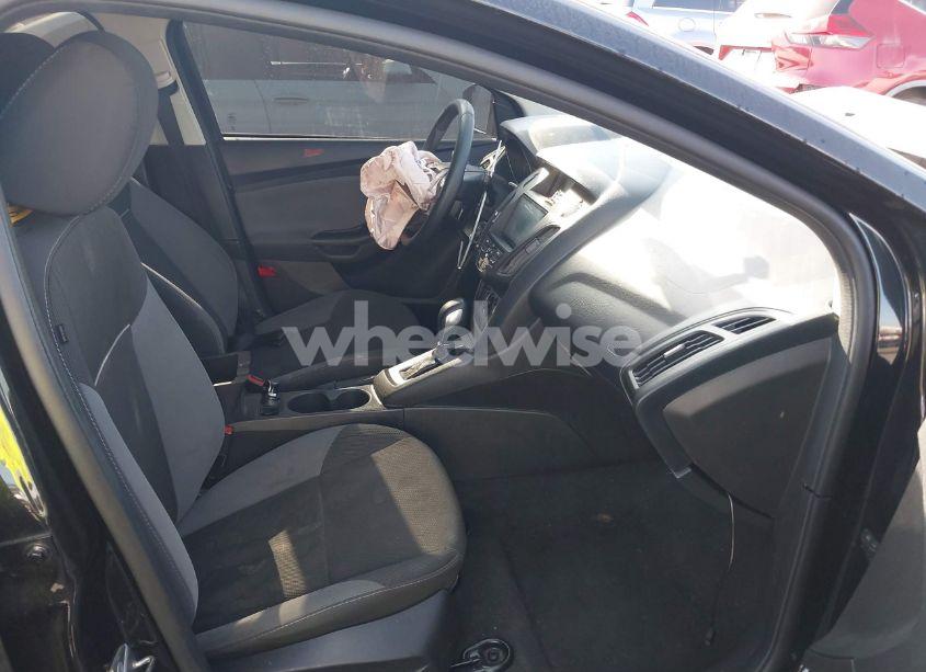 Photo 5 of 2013 Ford Focus SE (VIN 1FADP3K27DL353004)