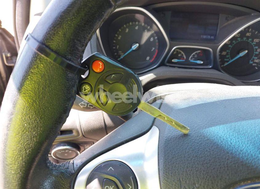 Photo 11 of 2013 Ford Focus SE (VIN 1FADP3K27DL354556)