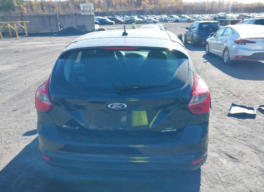 Photo 16 of 2013 Ford Focus SE (VIN 1FADP3K27DL362852)