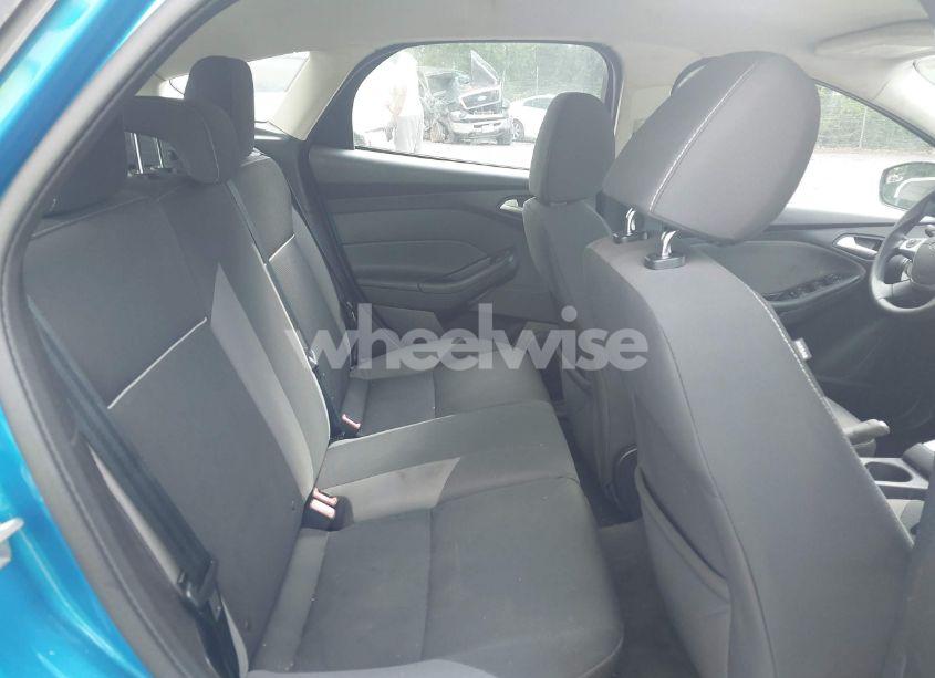 Photo 8 of 2013 Ford Focus SE (VIN 1FADP3K27DL367761)