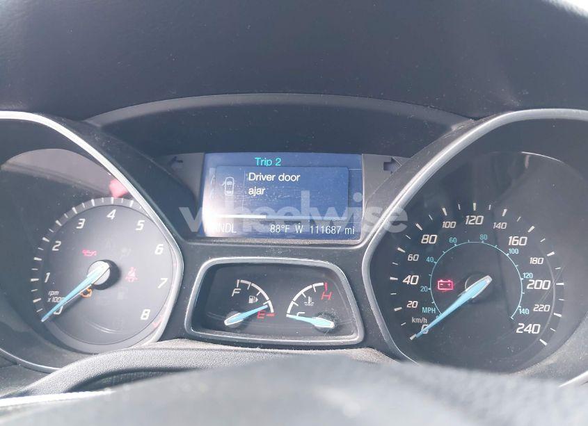 Photo 7 of 2014 Ford Focus SE (VIN 1FADP3K27EL113632)