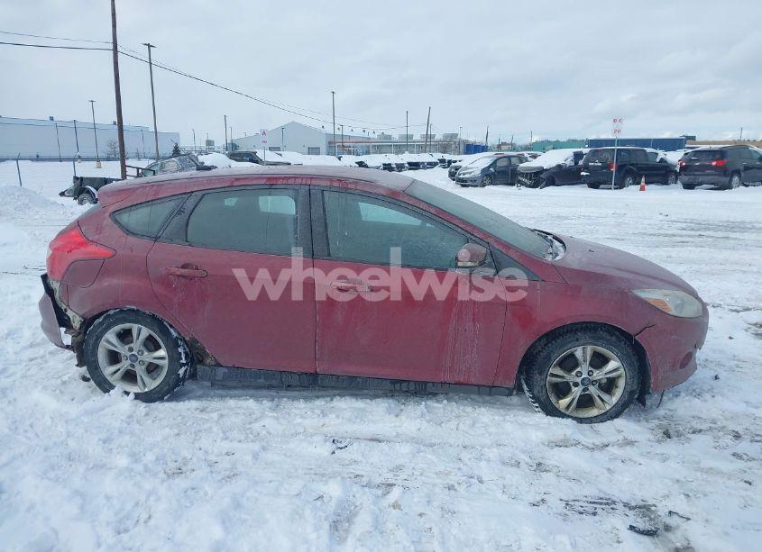 Photo 14 of 2014 Ford Focus SE (VIN 1FADP3K27EL181834)