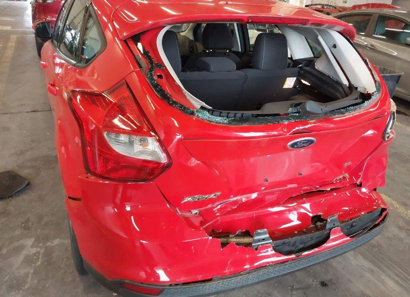 Photo 6 of 2014 Ford Focus SE (VIN 1FADP3K27EL317573)