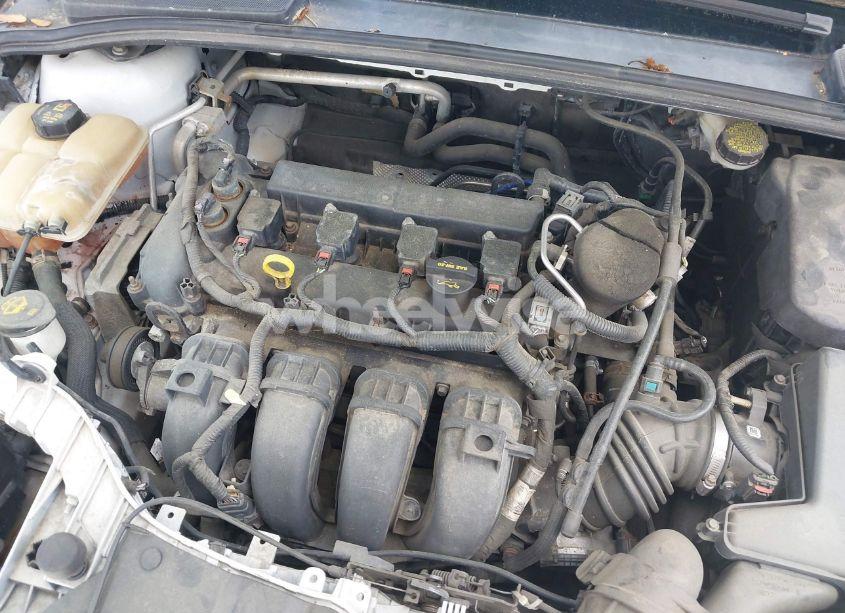 Photo 10 of 2014 Ford Focus SE (VIN 1FADP3K27EL323874)