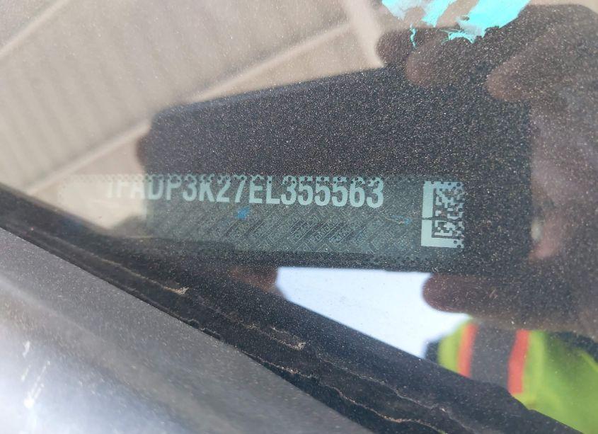 Photo 9 of 2014 Ford Focus SE (VIN 1FADP3K27EL355563)