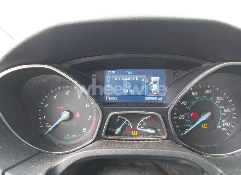 Photo 15 of 2014 Ford Focus SE (VIN 1FADP3K27EL378518)