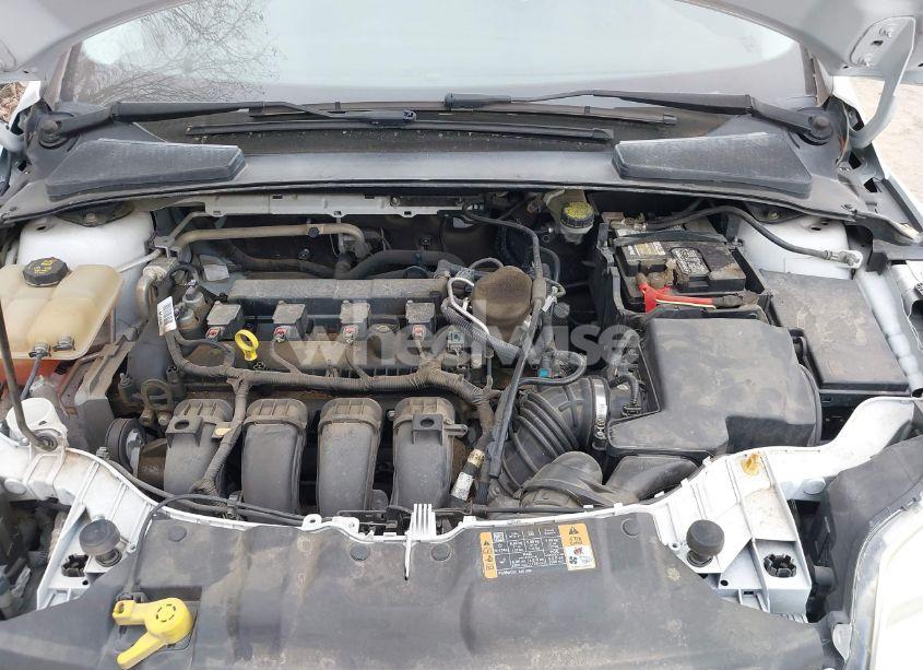 Photo 10 of 2014 Ford Focus SE (VIN 1FADP3K27EL400940)